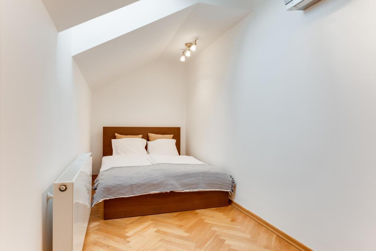Jt'S Apartments Bilkova Str. プラハ エクステリア 写真