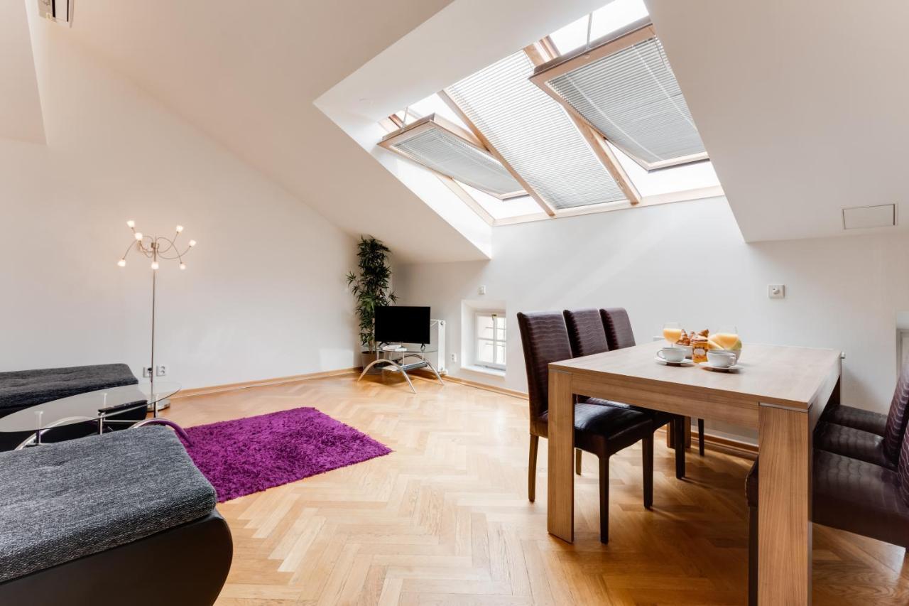 Jt'S Apartments Bilkova Str. プラハ エクステリア 写真