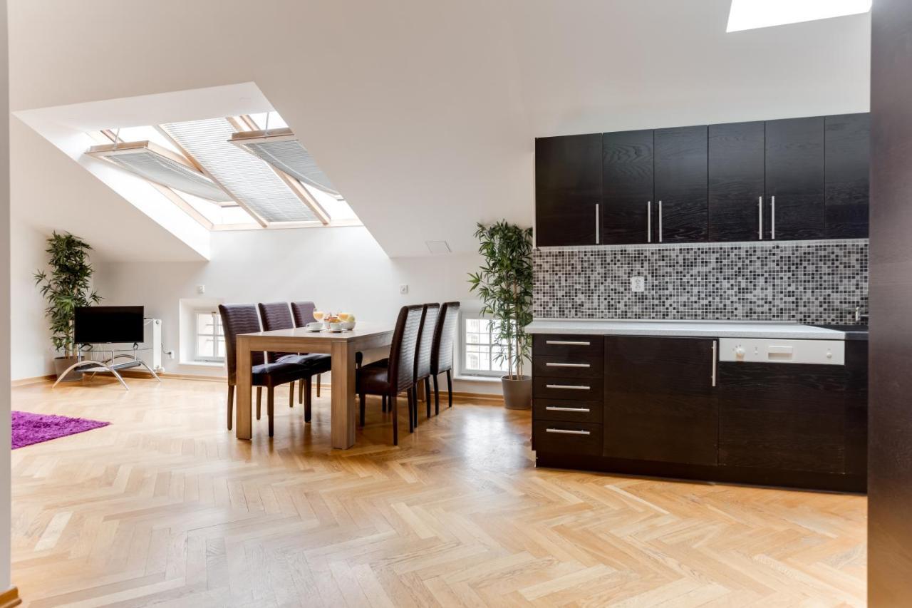 Jt'S Apartments Bilkova Str. プラハ エクステリア 写真