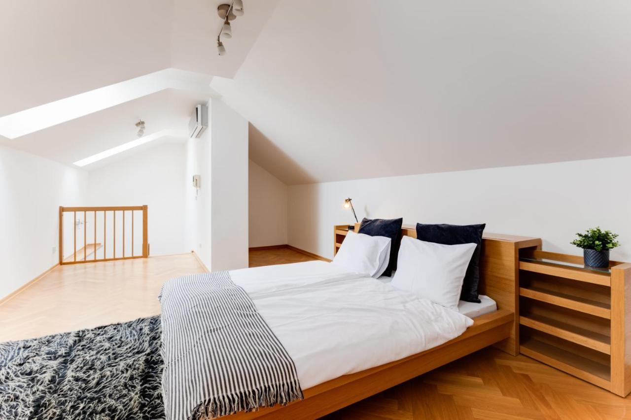 Jt'S Apartments Bilkova Str. プラハ エクステリア 写真