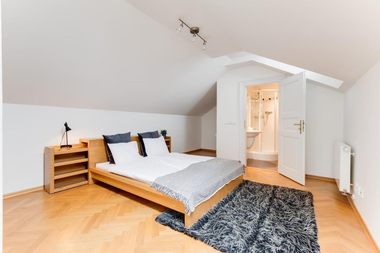 Jt'S Apartments Bilkova Str. プラハ エクステリア 写真